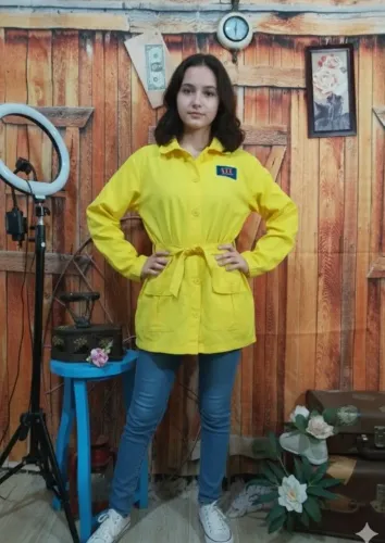 Parka detetive do prédio azul tamanho 16 anos