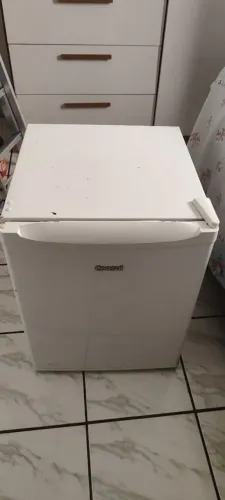 VENDO FRIGOBAR CONSUL