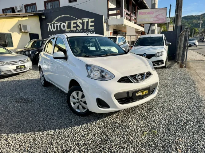 Nissan March S 1.0 12V Flex 5P 2016