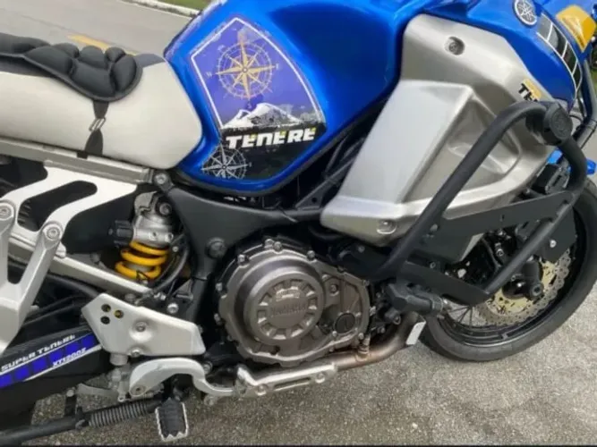 VENDE-SE: YAMAHA XT1200Z SUPER TENERÉ 2013