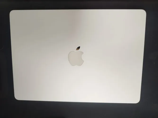 MacBook Air M4 13?16GB RAM 256GB SSD | 100% Bateria | Impecável