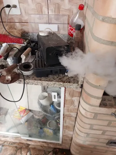 Máquina de fumaça portátil