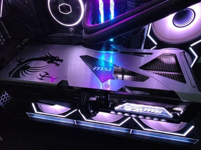 MSI GeForce RTX 5090 32G VANGUARD SOC LAUNCH EDITION