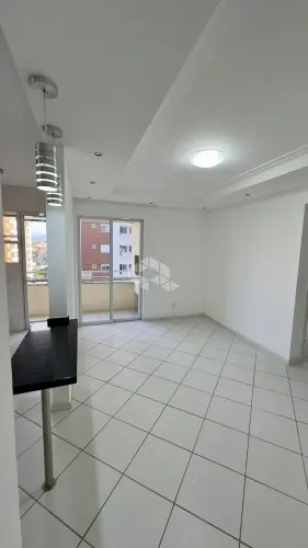 APARTAMENTO 2 QUARTOS NO BAIRRO BARREIROS EM SÃO JOSÉ/SC