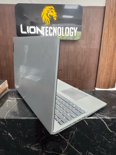 Notebook Lenovo com GARANTIA