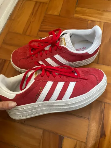 Adidas gazelle vermelho 35 