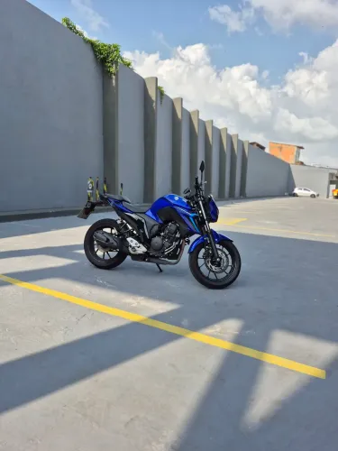 FZ25 2025