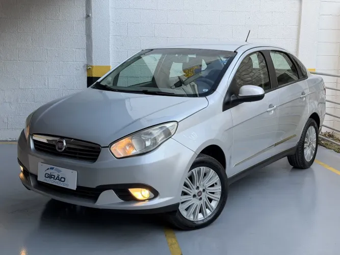 Fiat Grand Siena Essence 1.6 Flex 16V 2015