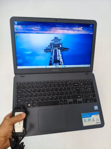 Notebook Samsung Essetials