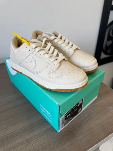 Tênis Nike Dunk Low 