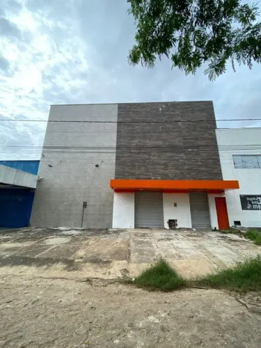 Aluga-se Prédio Comercial em Timon