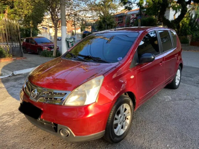 Nissan Livina S 1.8 16V Flex Fuel Aut. 2013