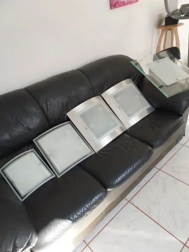 Jogo com 5 pecas de lustres em vidro jateado novissim