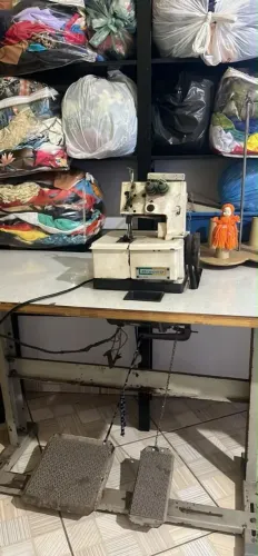 Máquina de costura