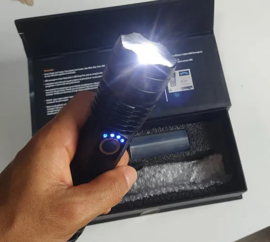 Lanterna T9 LUKTON