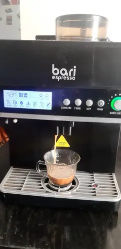 Máquina de café espresso BARI 220