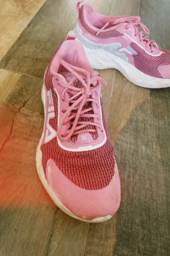 Tênis feminino, tamanho 35