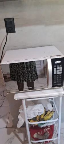 Micro-ondas com defeito