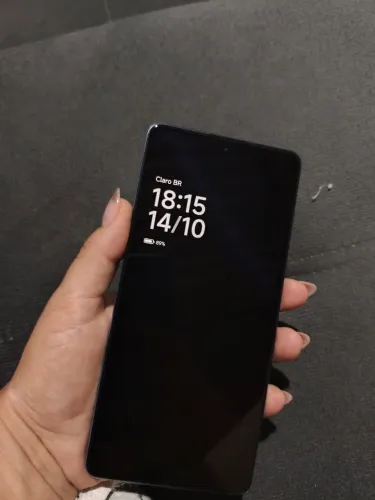 XIAMI POCO X5 PRO 5G- 256GB ?
