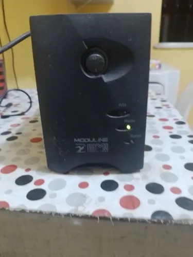 Vendo estabilizador de energia.
