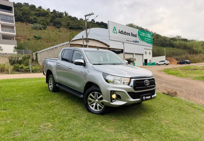 Toyota Hilux CD SRV 4X4 2.8 TDI Diesel Aut. 2019
