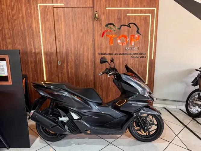 Honda PCX 160 2024 | Apenas 9 mil KM | Câmbio Automático.