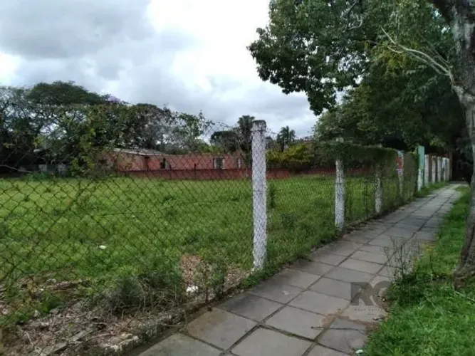 Terreno em Porto Alegre, no bairro Ipanema, para locação.