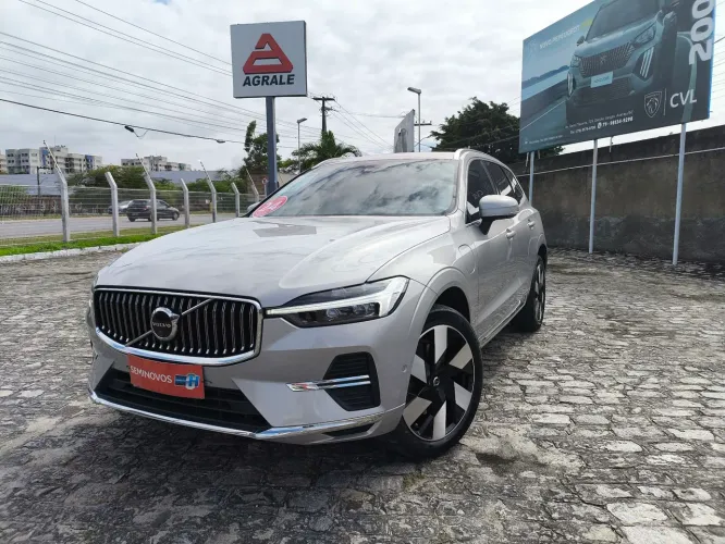Volvo XC-60 T-8 Ultimate 2.0 AWD (híbrido) 2024