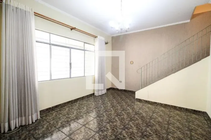 Casa à Venda - Parque São Domingos, 2 Quartos, 245 m2