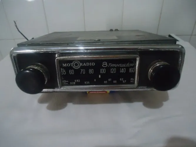 antigo rádio motorádio 8 transistor - funcionando