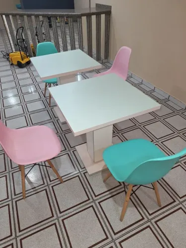 Conjunto de Mesa e Cadeiras para Café - Novo