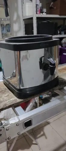 Suporte para água mineral