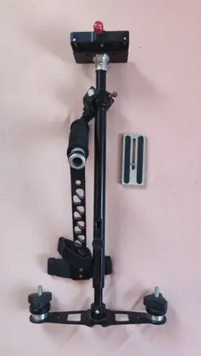 Estabilizador steadicam para câmera.