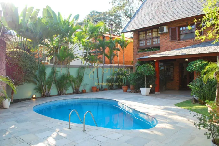 Casa em Condomínio Fechado no Morumbi - Super Quadra