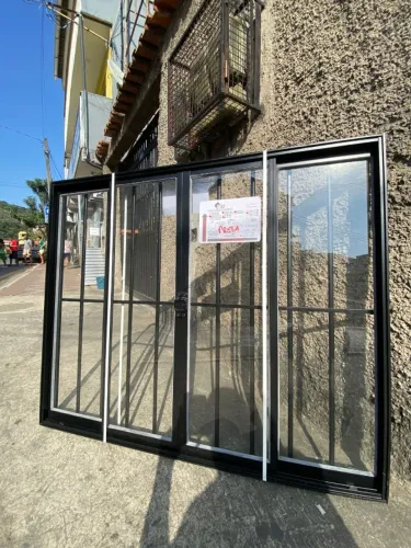 JANELA 4F 1.00X1.20 ALÚMINIO PRETO C/GRADE - LINHA MODULAR