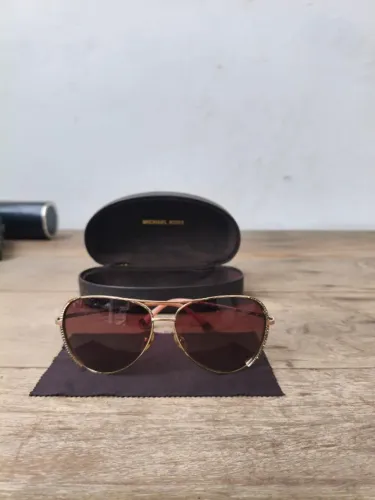 Óculos de sol da marca Michael Kors - ORIGINAL