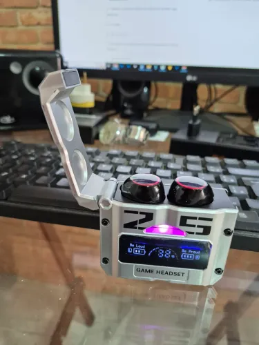 Fones de ouvido Z5 + caixinha power bank