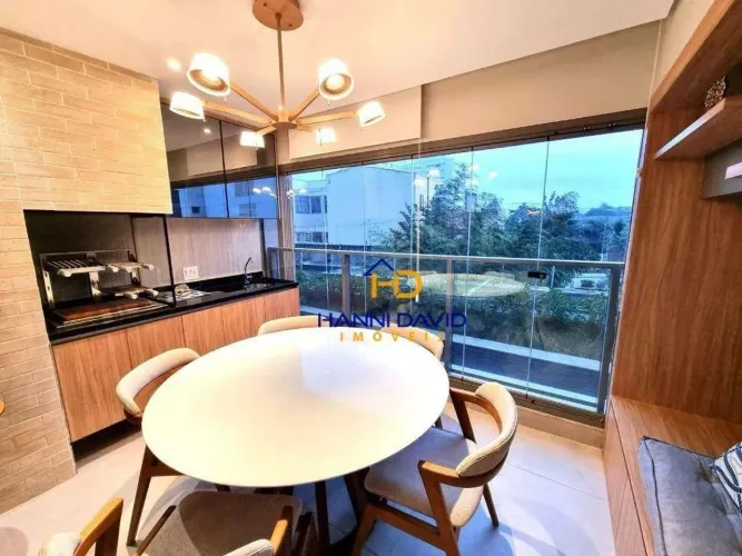 Varanda Gourmet! Piscina aquecida coberta! Apartamento de 129m² na Vila Mariana. 3 suítes
