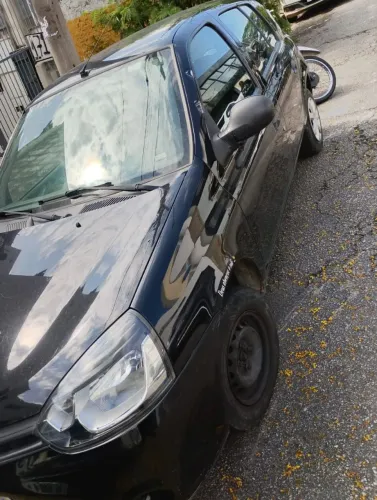 Renault Clio Authentique 1.0/1.0 Hi-power 16V 3P 2014