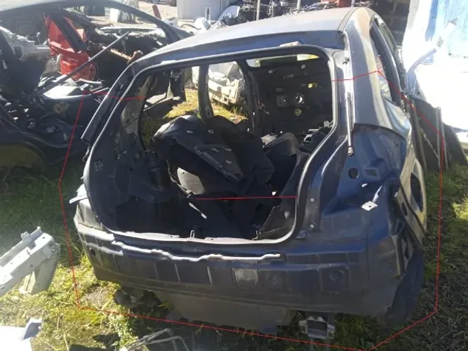 Traseira Baixa Sem Teto Chery Celer 2012 13 14 