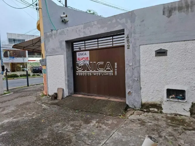 Alugue Casa no bairro Jabotiana