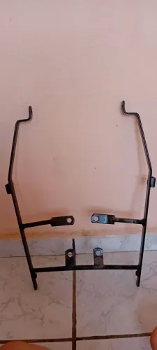 Suporte para baú de moto, fan 150.
