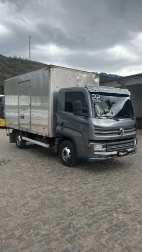 Volkswagen Express 2022 - Baú Fechado