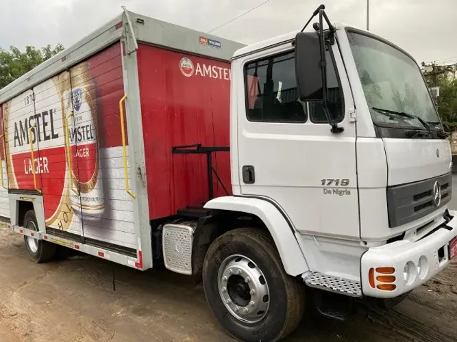 MB ATRON 1719- ANO 2013  BAIXO KM