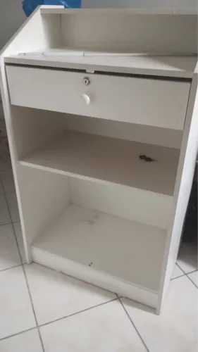 Caixa para recepção de salão