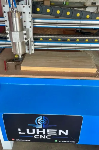 Máquina Router CNC Luhen