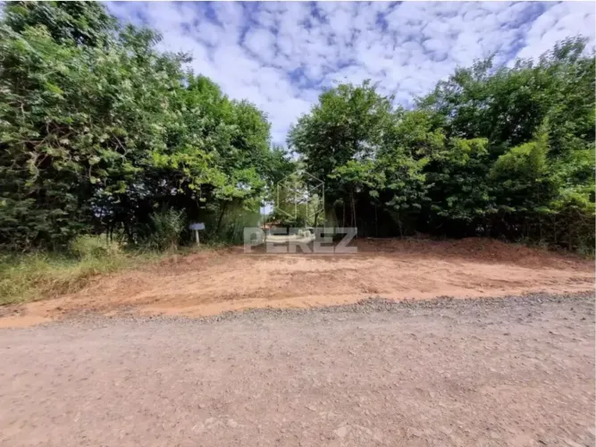 Chácara no Bairro Chácara da Mansões
