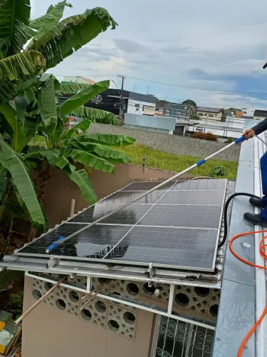 Limpeza e Manutenção de Placa Solar Inversor 