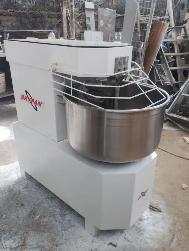 Masseira aspiral 40 kilos de massa pronta tacho de inox