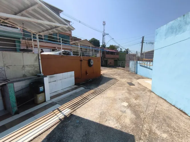 2 casas no Sevilha B